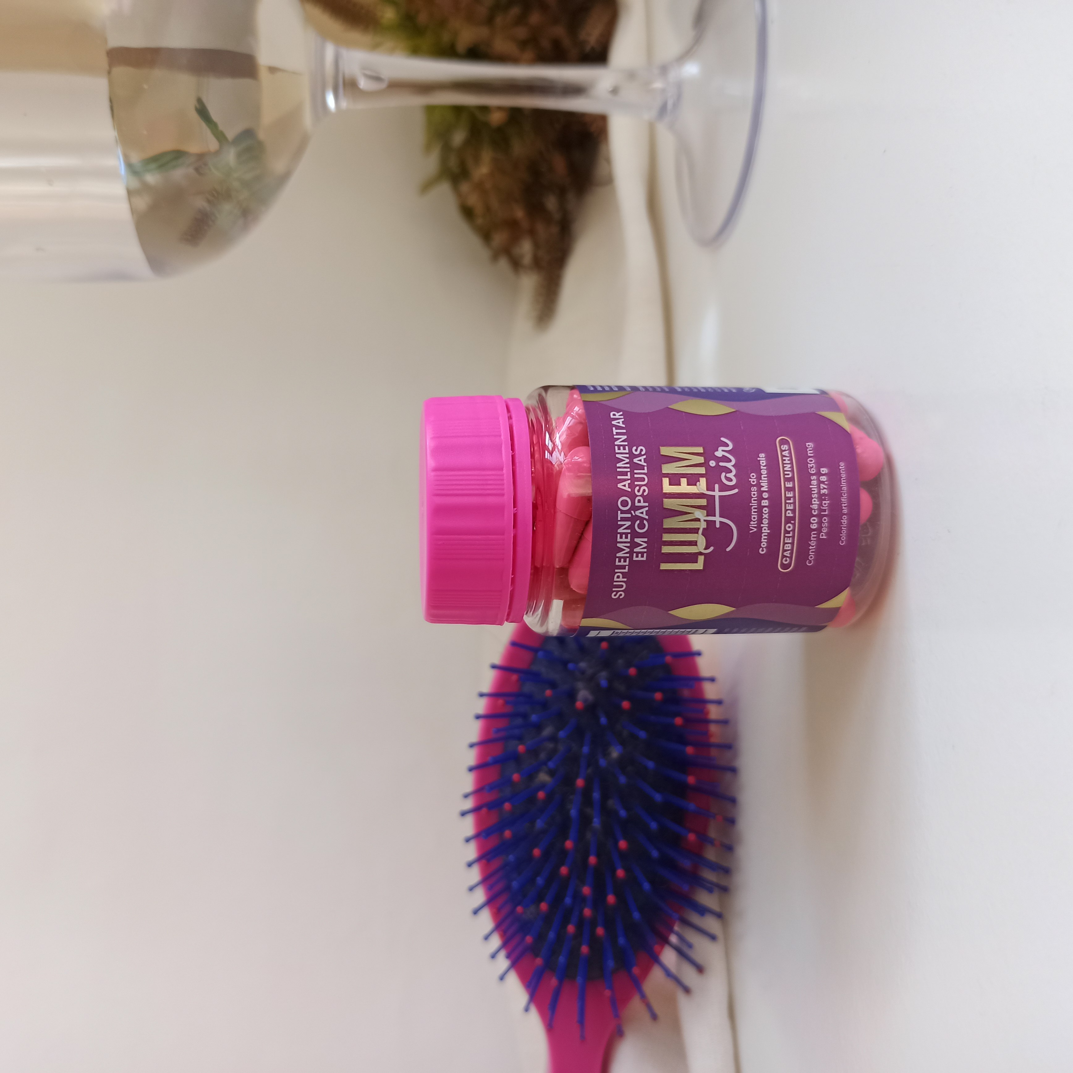 LumemHair com escova